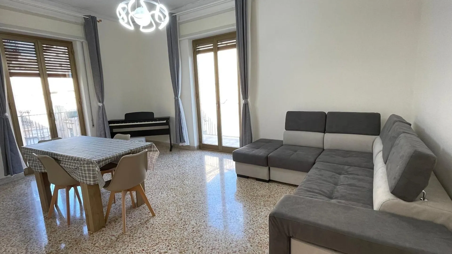 Lucky House Daire Palermo