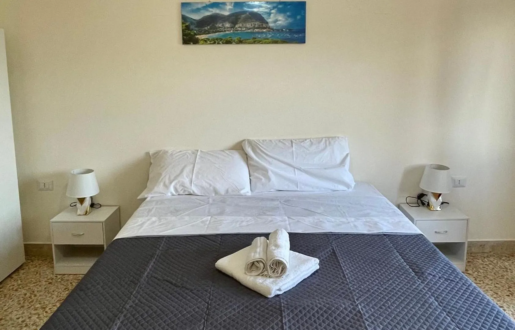 Lucky House Daire Palermo İtalya